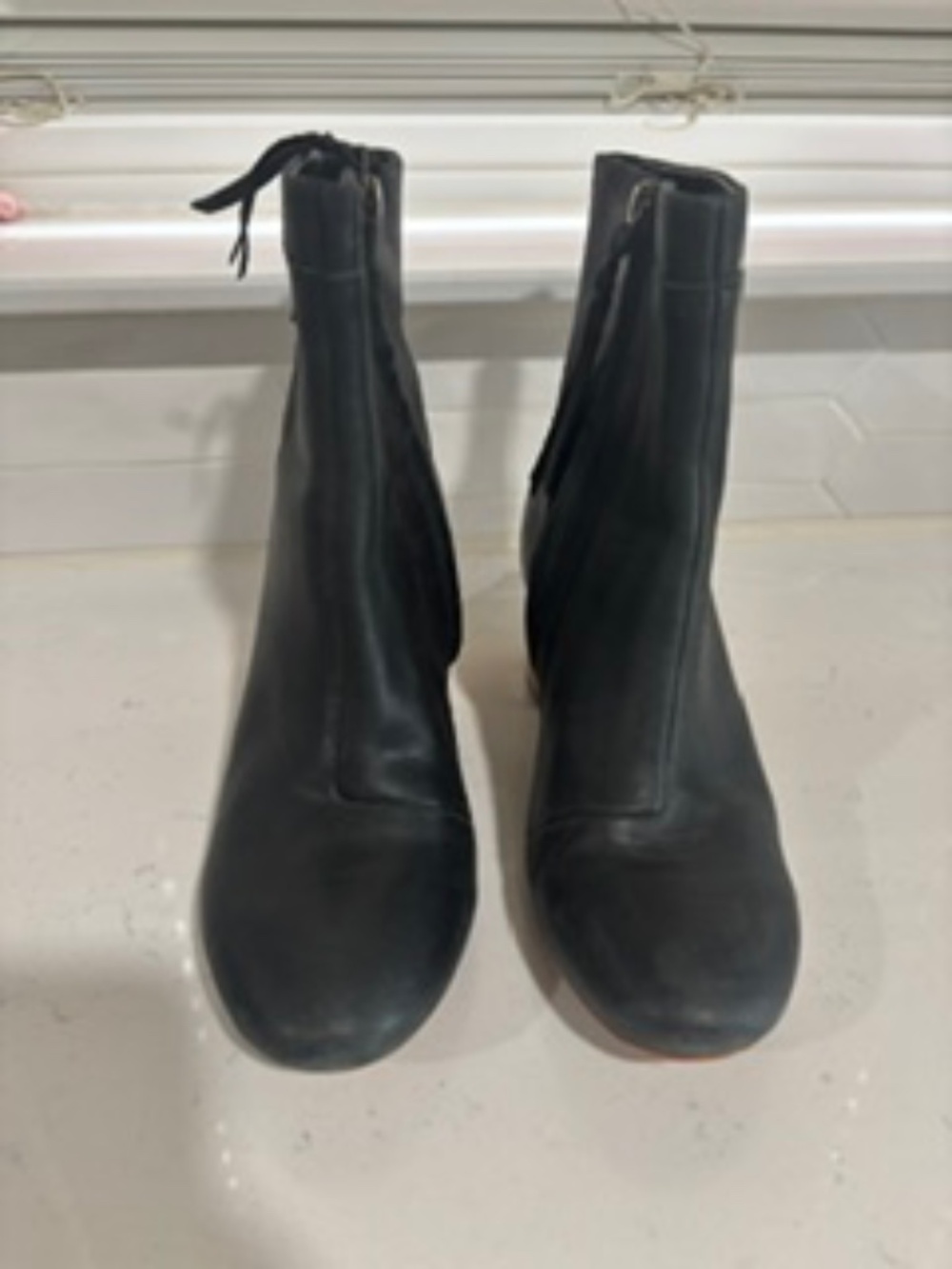 TOMS Evie Ankle Boots Size 6
